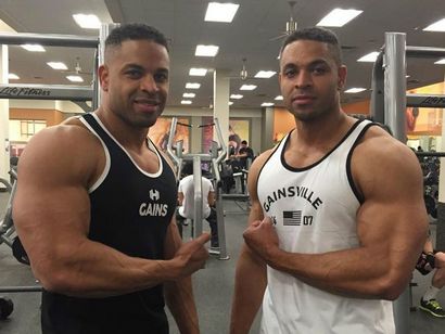 Hodgetwins Essen Fast Food schlank zu bleiben und machen Gewinne - TurnAroundFitness