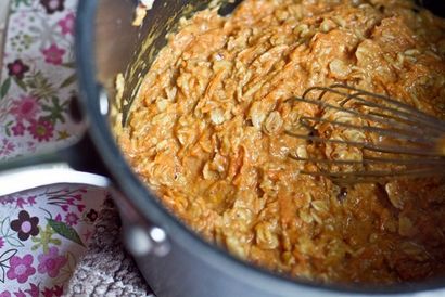 Vacances Petit-déjeuner Dans une carotte Jiffy Gâteau flocons d'avoine - Oh, elle rougeoie