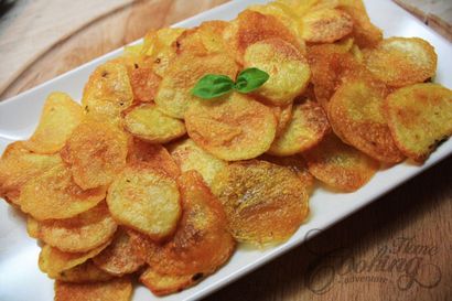 Chips de pommes de terre au four maison