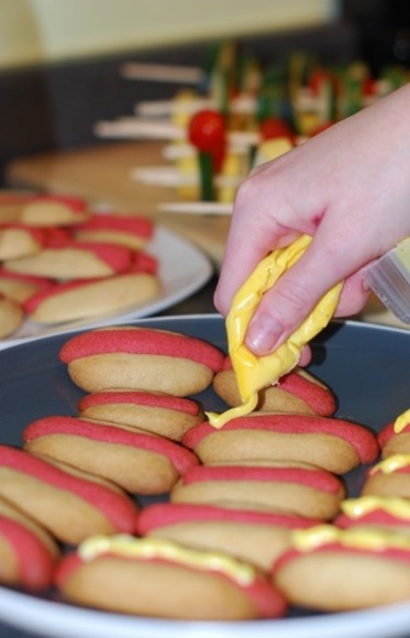 biscuits au sucre de hot-dog - parfait pour repas en plein air d'une journée de travail!