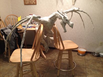 Comment Cindy a fait son dragon en papier mâché - Papier mâché ultime