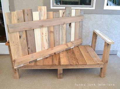 Comment je construit le canapé en bois de palette (Partie 2) - Interiors Funky Junk