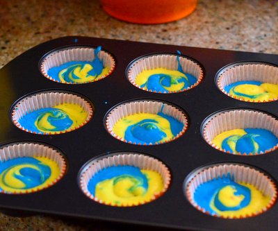 Comment ajouter des aliments à colorier Cake Batter - Morsures de cuisson