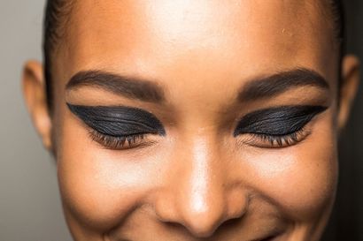 Comment appliquer le maquillage Maquilleurs - Techniques et astuces, Glamour