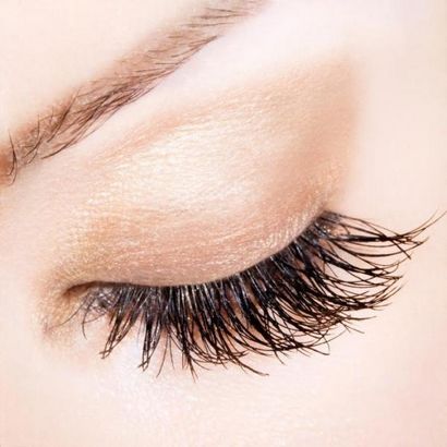 Wie man natürliche Augen Make-up Nehmen - 6 Schritte (mit Bildern)