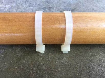 Comment construire une boîte à cigares 1-string Diddley arc