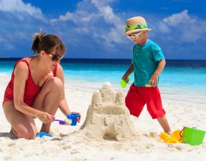 Wie bauen einen ehrfürchtigen Sand-Schloss mit Ihren Kindern, meine Kinder - Abenteuer