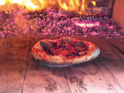 Comment construire une brique Pizza-feu de bois temporaire Four avec bon marché, facile à trouver du matériel de 10 étapes