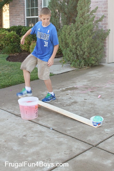 Wie ein Wasser-Ballon-Launcher bauen - Frugal Fun für Jungen und Mädchen