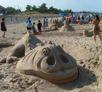 Comment construire des châteaux de sable - Sculptures avec les enfants, WeHaveKids