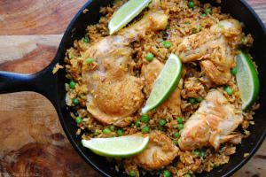 Comment faire pour cuire le poulet et le riz de base, dans un pot