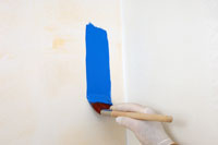 Comment couper des bords d'un mur avec un pinceau de peinture