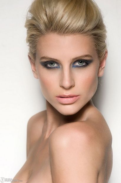 Comment faire Dark Blue Eye Smokey fard à paupières Maquillage Idée - Salon Image Ultimate - Spa