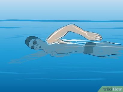 Comment faire trois coups de base tout en nageant 3 étapes