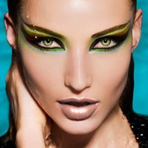 How To Do Vampire Make-up, Anmut n Glamour
