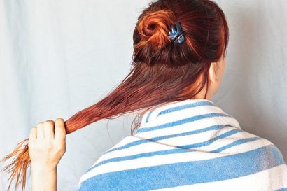Comment teindre les cheveux deux couleurs à la maison, LEAFtv