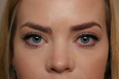 Wie mit Lidschatten, MISSY SUE in Brows füllen