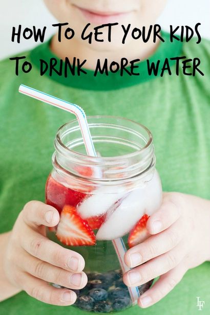 Comment obtenir les enfants à boire plus d'eau
