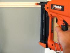 Wie Installieren von Crown Molding, How-tos, DIY