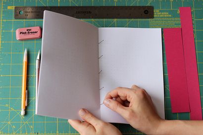 Wie man eine Kugel Journal Notebook Stellen