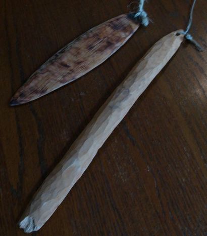 Comment faire un Bullroarer 6 étapes (avec photos) (chaîne rotate ce) Comment faire un Bullroarer 6 étapes (avec photos)