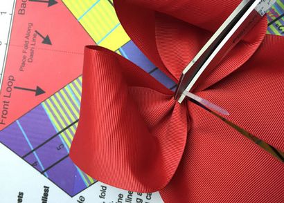 Comment faire une étape par étape Cheer Bow