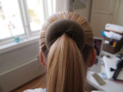 Comment faire un chignon de ballet classique - moyen à cheveux longs, La beauté du ballet