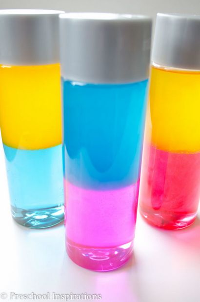 Wie man eine Farbmischung Sensory Bottle - Preschool Inspirations