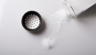 Wie man eine Fünf-Prozent-Lösung mit Salz, Sciencing