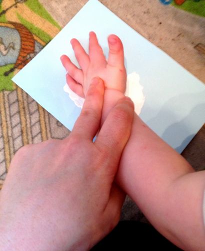 Wie man einen Handdruck Hasen oder Fußdruck Küken machen