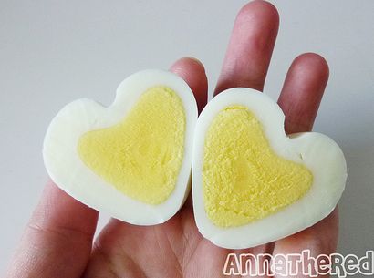 Wie ein Herz geformt Ei machen