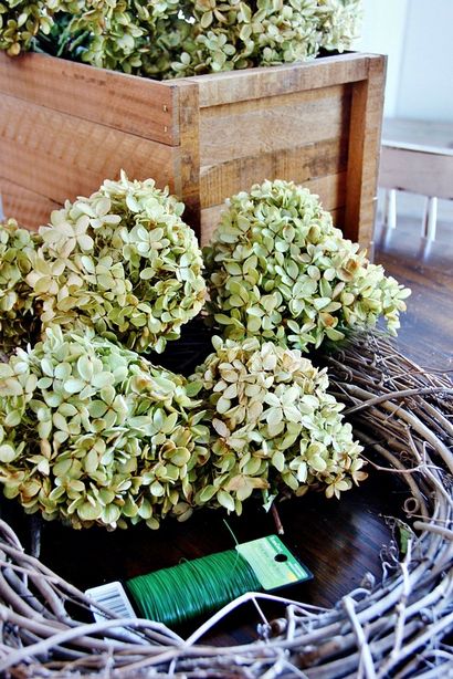 Comment faire une couronne de fleurs Hydrangea - Thistlewood Ferme