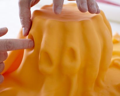 Wie man ein Jack O Lantern Pumpkin Cake Make - Step x Step, Cakegirls