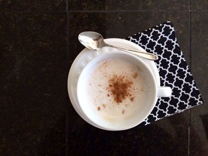 Wie ohne eine Espressomaschine ein latté zu Hause machen