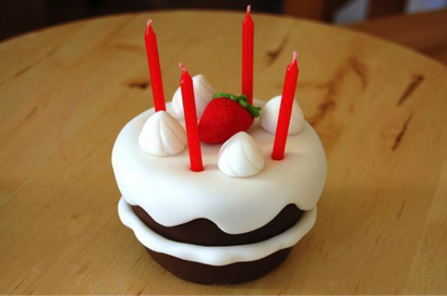 Wie man ein Mini-Geburtstags-Kuchen Freier Kuchen, Tutorial