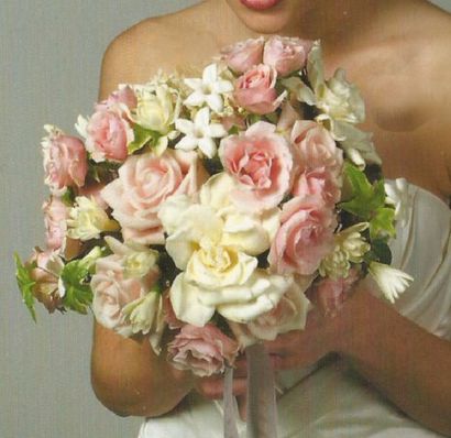 Comment faire un bouquet de mariée mixte