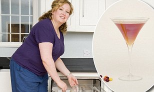 Comment faire un cocktail de vodka parfaite - dans votre lave-vaisselle, Daily Mail en ligne