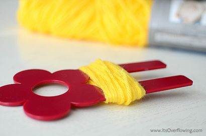 Wie man einen Pom Pom-Ball mit Garn