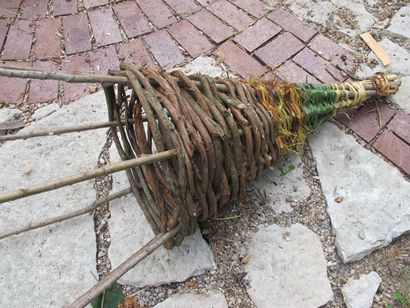 Wie man einen Primitive Funnel Fischfalle - Bio Prepper