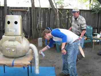 Comment faire un costume de robot, Curbly