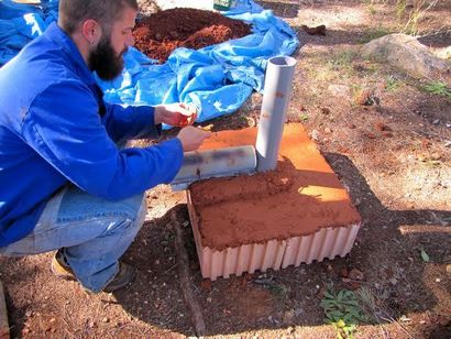 Wie man ein einfaches, sparsamsten Rocket Stove für das Kochen auf der Terrasse, One Green Planet