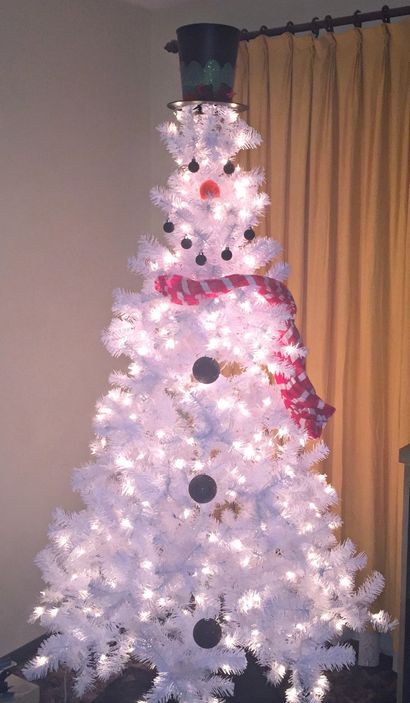 Comment faire un bonhomme de neige d'arbre de Noël, Just Crazy Plum