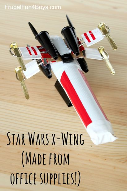Wie man einen Star Wars X-Wing Starfighter aus Bürotechnik - Frugal Fun für Jungen und Mädchen