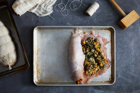 Comment faire un Thanksgiving farci roulé de dinde