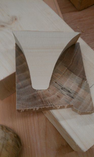 Comment faire un ocarina en bois 12 étapes (avec photos) (ceinture disque ponceuse) Comment faire un ocarina en bois 12 étapes (avec photos)