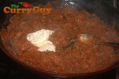 Comment faire Bhuna Gosht - A Spicy Curry d'agneau