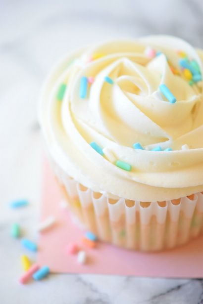 Comment faire anniversaire Cupcakes gâteau - Carmela POP