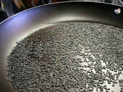 Comment faire sésame noir de riz gluant Dumplings (Tang Yuan), la famille américaine d'origine chinoise