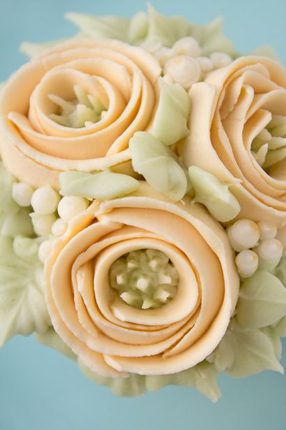 Comment faire Buttercream Roses ruban avec vidéo, le Bearfoot Baker