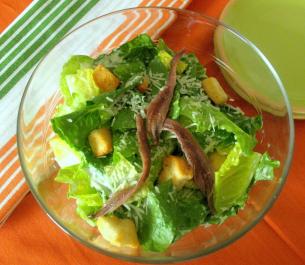 So starten Sie Caesar Salad Cooking Machen